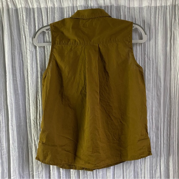 Banana Republic Button Up Tank - Picture 7 of 7